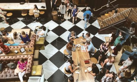 Décloisonner les mondes et communautés – Rencontre avec Renaud Barillet