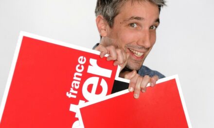 Bonne humeur, communication et phénomène de classe – Les événements vus par Guillaume Meurice